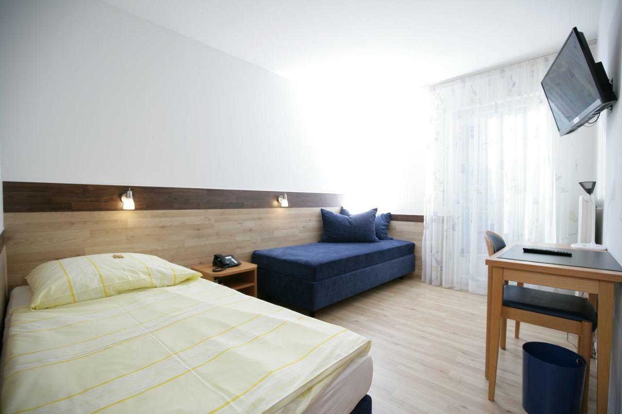 Hotel Am Baronenwald Göppingen Zewnętrze zdjęcie