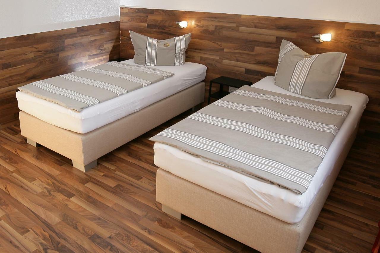 Hotel Am Baronenwald Göppingen Zewnętrze zdjęcie