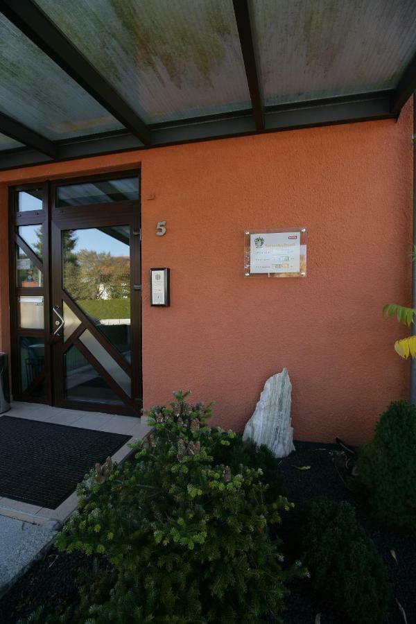 Hotel Am Baronenwald Göppingen Zewnętrze zdjęcie